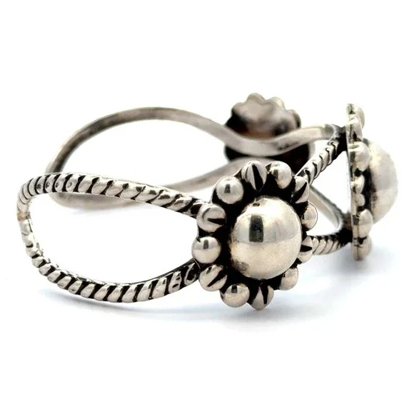 Designer Taxco 925 Sterling Silver Three Flower Design Rope Cuff Bracelet